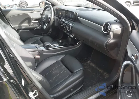 2019 Mercedes-Benz A 220 из США, поврежденный, VIN WDD3G4EB2KW024638